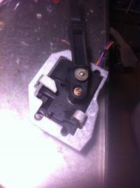 Tempra klapa zas. powietrza - naprawa silniczka do klapy sasysania powietrza