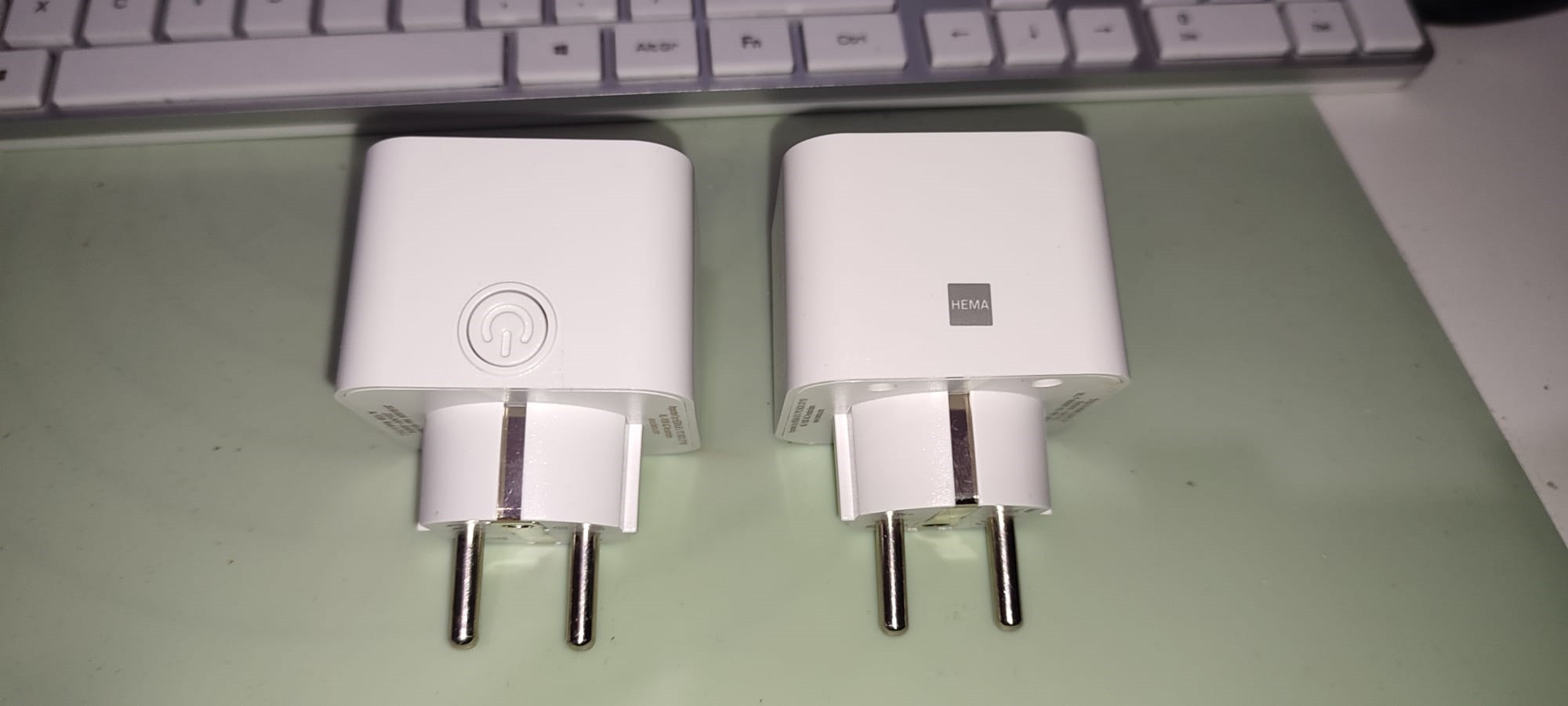HEMA Smart Power Plug with BK7231T (WB2S) Detailed