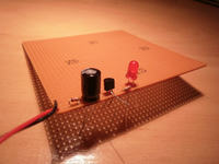 Beginner-Friendly Electronic Circuit Layouts: LEDs, Capacitors & Easy Projects for Students