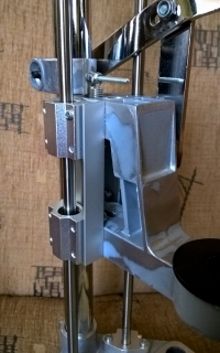Modyfikacja taniego statywu wiertarskiego do wiercenia w pcb. Modyfikacja taniego statywu wiertarskiego do wiercenia w pcb.