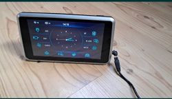 Identyfikacja stacyjki multimedialnej i podłączenie AUX do radia