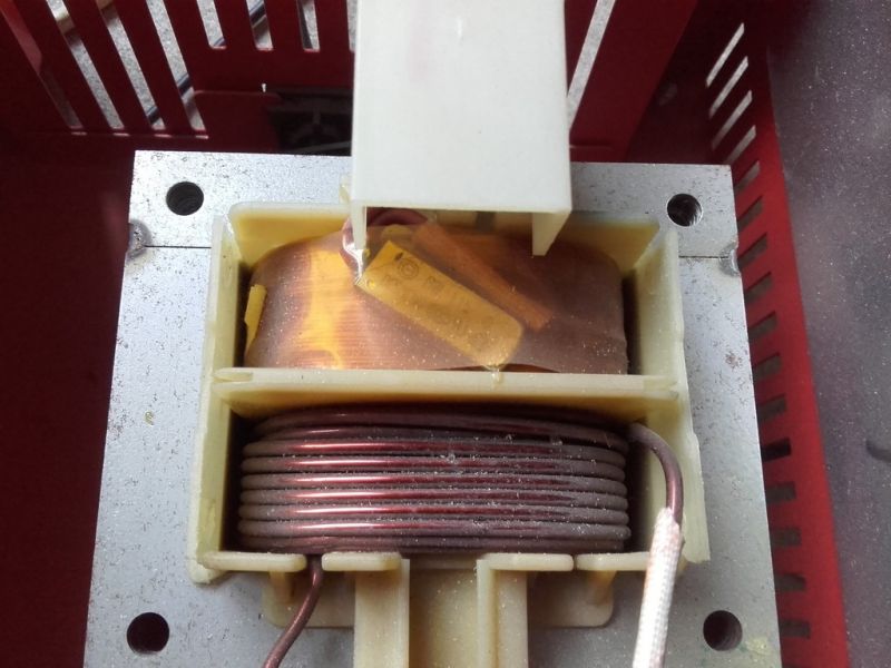 prostownik Turbo 10A z biedronki-modyfikacja prostownik Turbo 10A z biedronki-modyfikacja
