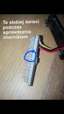 Naprawa lampy tylnej LED w motorowerze - 3 z 6 diod słabo świeci