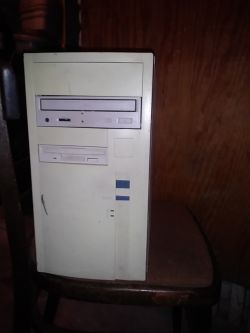 Anonimowe elektro-chomiki + konkurs(-y)