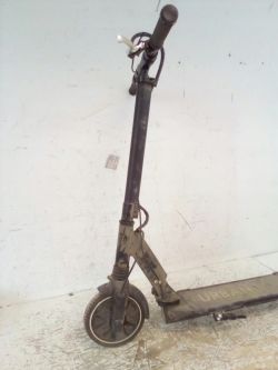 URBAN - Dobór opony pełnej do hulajnogi elektrycznej URBANGO, porównanie z Xiaomi M365 8.5'