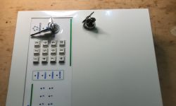 8-strefowa instalacja alarmowa MAC-608 z klawiaturą i kluczykiem