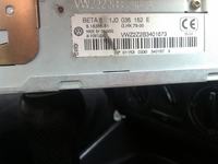 Jak odblokować zakodowane radio VW Beta 5?