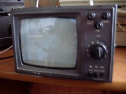 Telewizorek Silelis 405D - zbyt mała jasność kineskopu