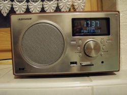 Blaupunkt RX+ 35e/Ferguson DAB+ 100 - prośba o diagnozę i próbę naprawy Blaupunkt RX+ 35e/Ferguson DAB+ 100 - prośba o diagnozę i próbę naprawy