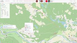 Mapa obszaru w okolicach Lubogoszczy w woj. lubuskim z zaznaczonymi nadajnikami sieci komórkowych.