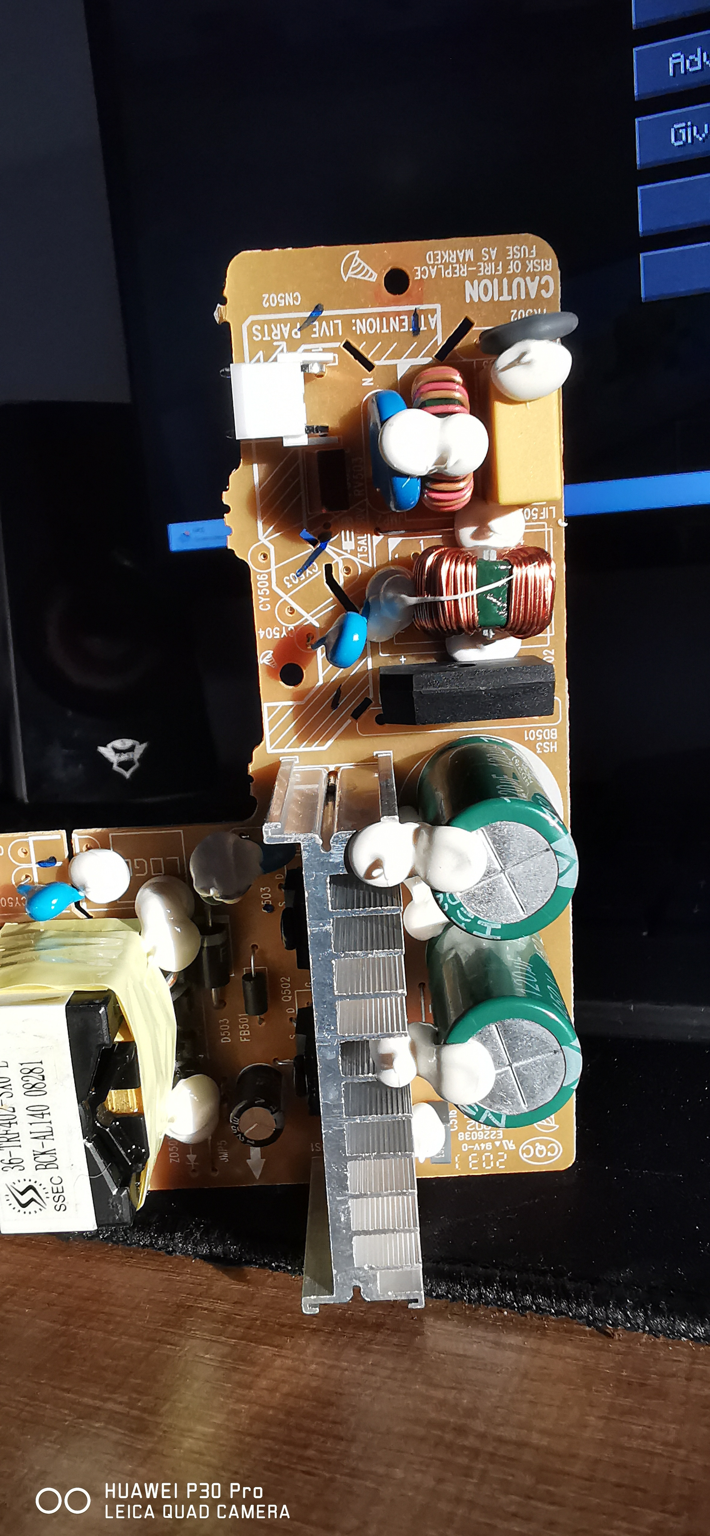 JBL Bar 3.1 Subwoofer Problem z płytą SMPS 40N150SE