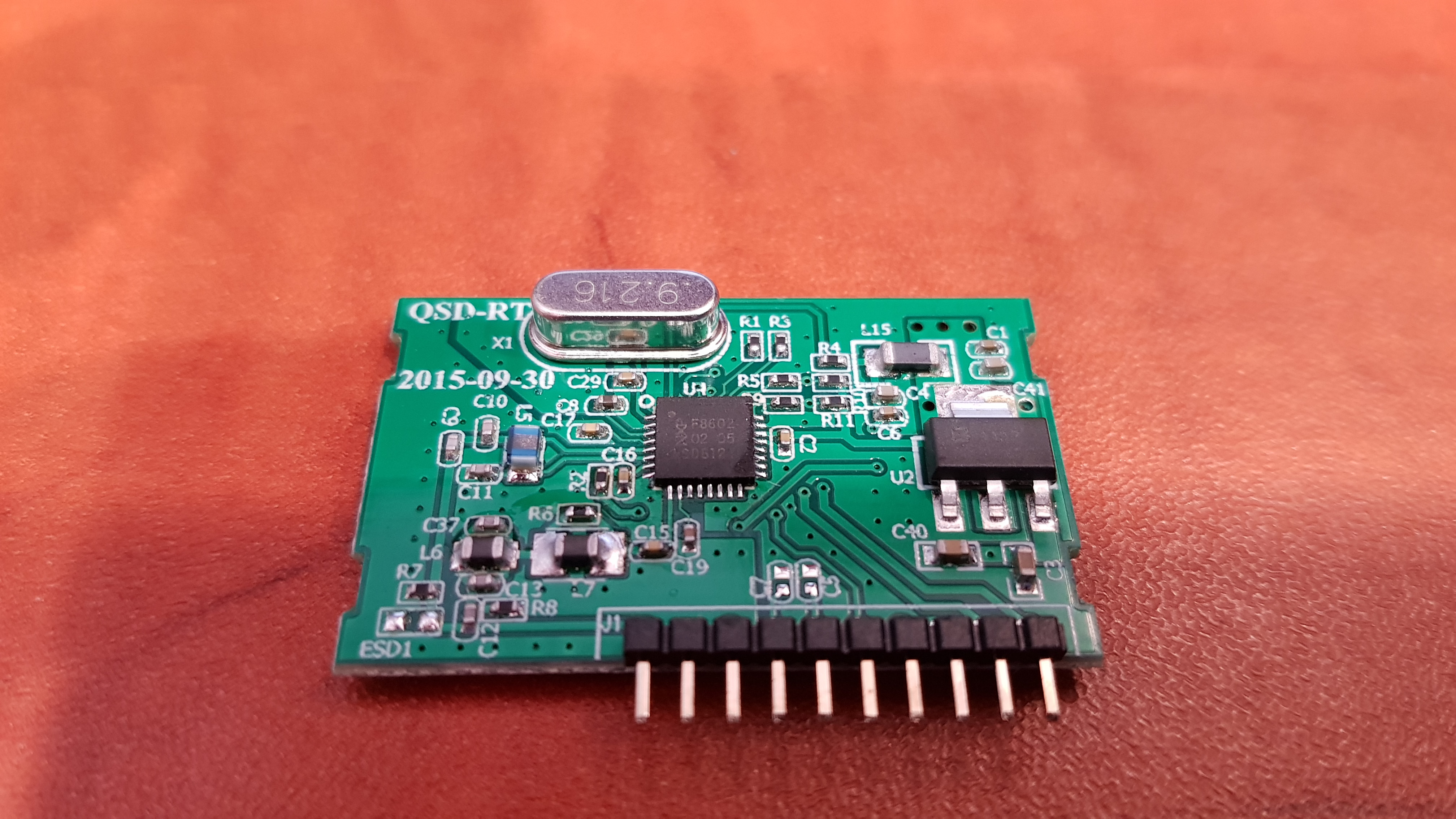 AM / FM tuner TEF6686 controlled from the computer