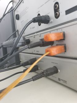 Unitra Faust 211D - Jakość odbioru radia, szum i wpływ anteny