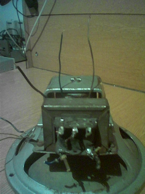 głośnik z transformatorem