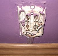 Very strange problem with electrification. I'm begging you for help.
