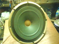 Co to za glosnik?Nada sie to do czegoś?Proszę o pomoc.