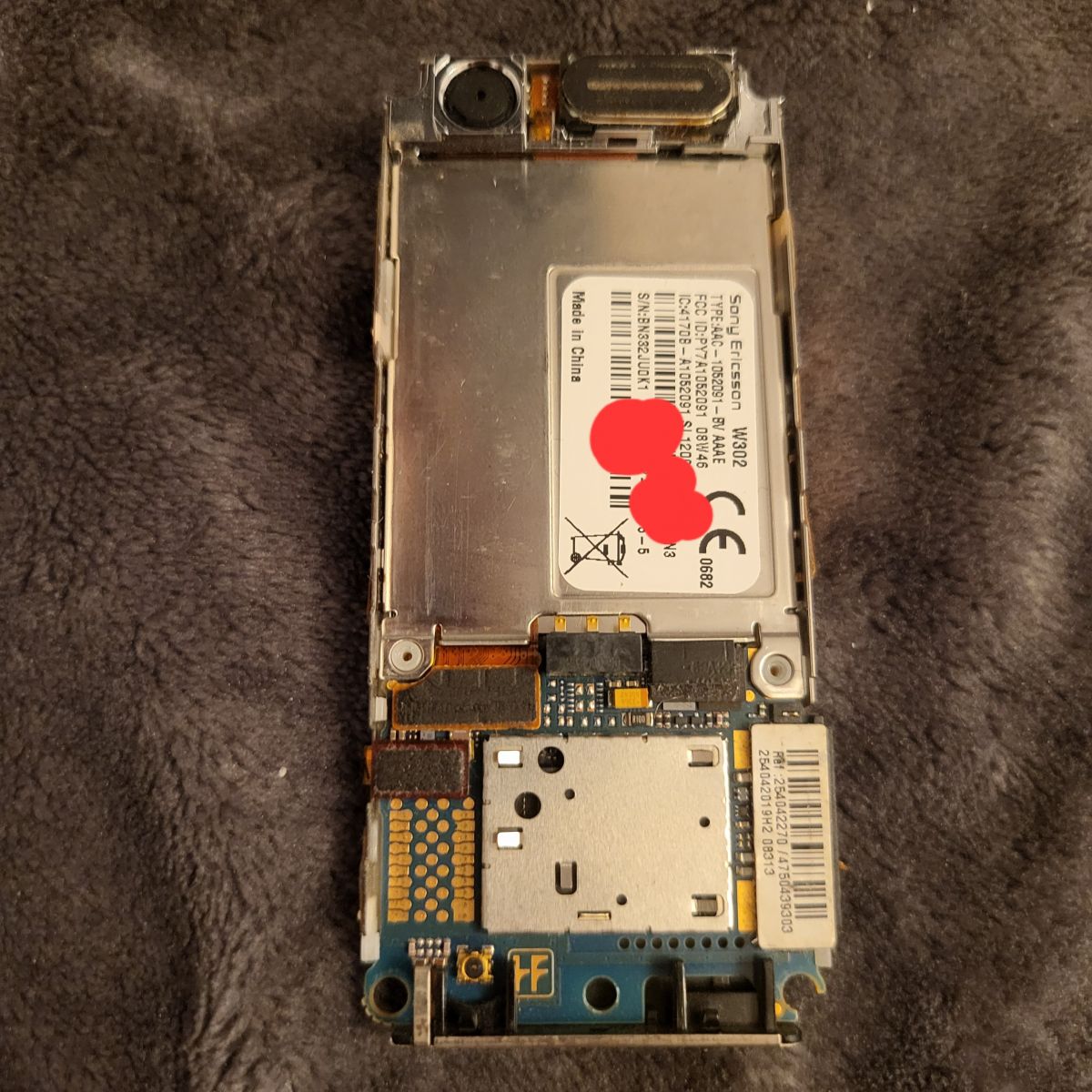 [Rozwiązano] Sony Ericsson W302 - lokalizacja i montaż modułu wibracji ...