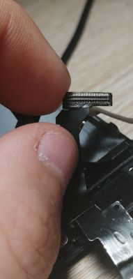 Naprawa naderwanej tasiemki wyświetlacza w iPhone 6 - czy to możliwe?