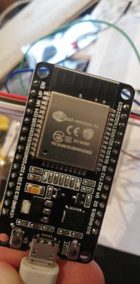 How to connect ESP32 to ILI9341 display? ArduinoIDE does not display errors.