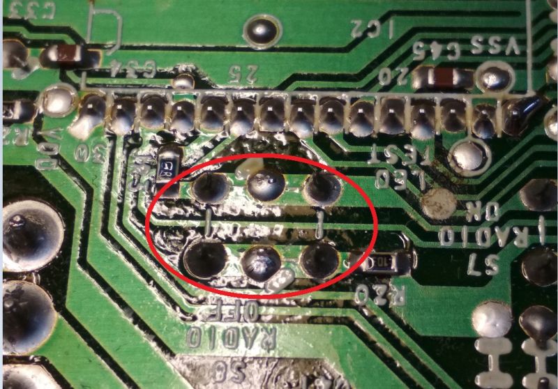 Radiobudzik Sony ICF-C360: wnętrze oraz naprawa, nie można włączyć