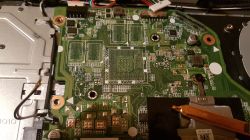 Acer Aspire E5-573 DA0ZRTMB6D0 REV-D: Brak reakcji wyświetlacza i zimny CPU po uruchomieniu