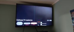 Czy możliwe jest podłączenie dwóch zwrotnic do sygnału TV i modulatora HDMI?