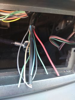 Renault Grand Scenic 2 - podłączenie radia update list