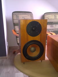 Subwoofer aktywny + kolumny kina domowego Jamo+STX Subwoofer aktywny + kolumny kina domowego Jamo+STX