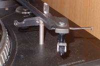 Jak wymienić wkładkę w gramofonie DUAL CS627 z nietypowym mocowaniem?