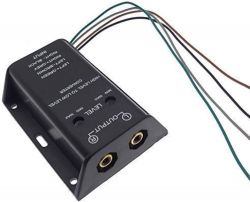 Adapter z wyjściem na wzmacniacz 2x RCA z przewodami podłączeniowymi.