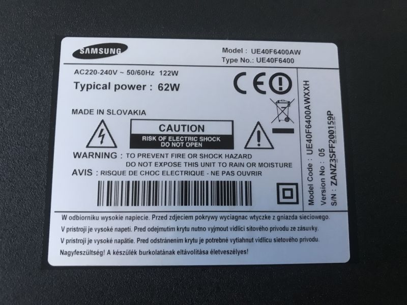 Samsung UE40F6400AW TV Information Label Label with information about Samsung UE40F6400AW TV.