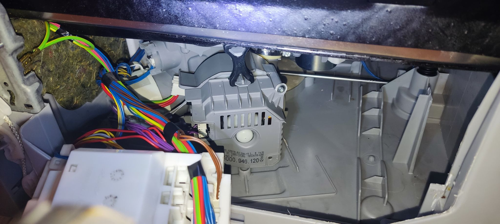 Bosch SPV43M10EU - błąd E09 po zakończeniu cyklu - elektroda.pl