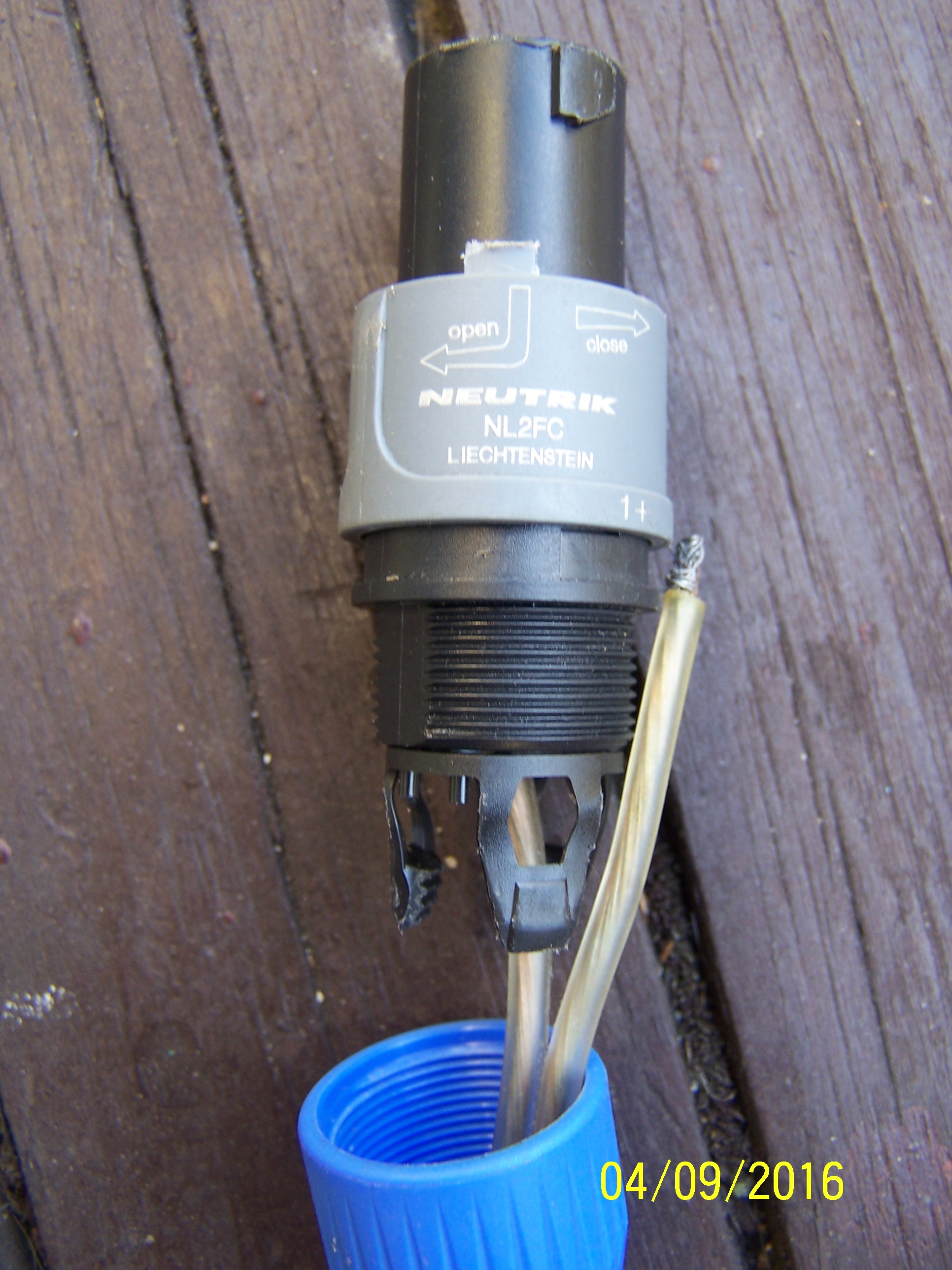 speakon neutrik nl2fc