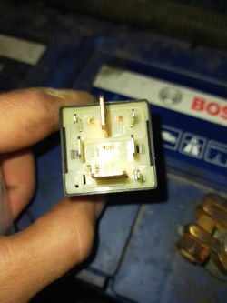 Gaz Gazella z silnikiem Andoria 2.4 - Jak podłączyć przekaźnik świec?