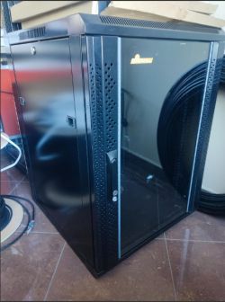 [Sprzedam] Szafa RACK 19 SIGNAL 15U 600mm wisząca, czarna – cena 640 zł, odbiór Dębica