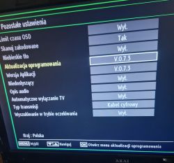 Menu „Pozostałe ustawienia” telewizora, podświetlona opcja „Aktualizacja oprogramowania” z wersją V.0.7.3
