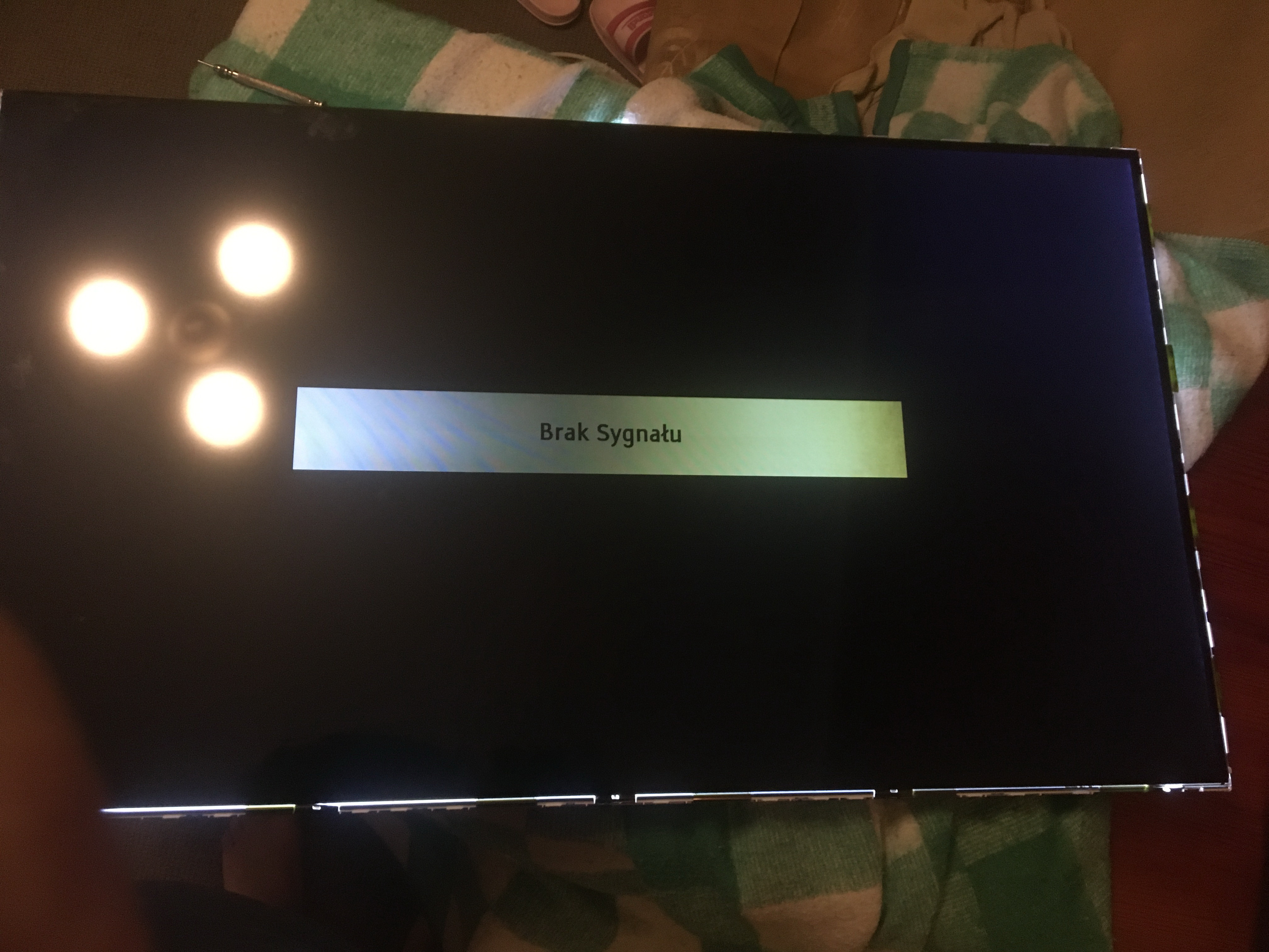 [Rozwiązano] Panasonic TXL42E6E smużenie, uszkodzona matryca?