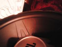 Jak naprawić pęknięty plastik w głośniku JBL GT5-12?