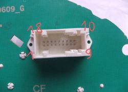 Peugeot 407 Benzyna 1.8 Sedan - Opis kostki, schemat podłączenia zegarów w desce