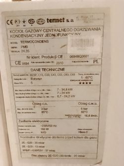 Tabliczka znamionowa kotła gazowego Termet Model Termocondens PMB 24.35