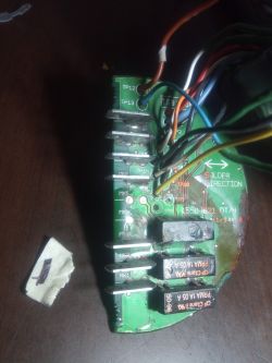 Podłączenie przewodów do joysticka Danfoss MCH - sterowanie zaworami proporcjonalnymi i on/off