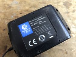 Bateria litowo-jonowa RANXINDA 18V Li-ion 3.0Ah 54Wh do narzędzi.