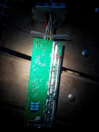 Czy sterownik BLDC jest uszkodzony po zwarciu przewodów czujników Halla?