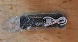 Recenzja i wnętrze latarki Worklight W-52 ładowanej przez USB Recenzja i wnętrze latarki Worklight W-52 ładowanej przez USB