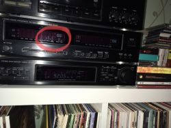 Technics/SH-E85 - Glitch na wyswietlaczu procesora dźwięku