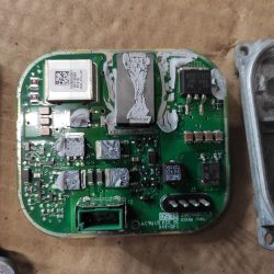 Mokka 1.7cdti 2013r Bi-xenon: Usterka w układzie poziomowania reflektorów i świateł drogowych