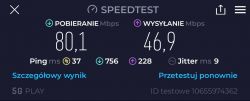 Zrzut ekranu z wynikami testu prędkości internetu pokazującego prędkość pobierania 80,1 Mbps i wysyłania 46,9 Mbps.