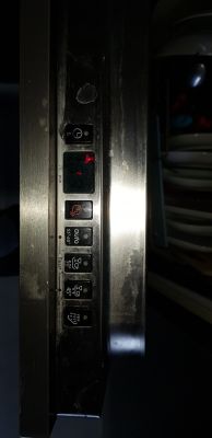 Zmywarka Siemens SE64M361EU/82 - Pompa opróżniająca działa non stop