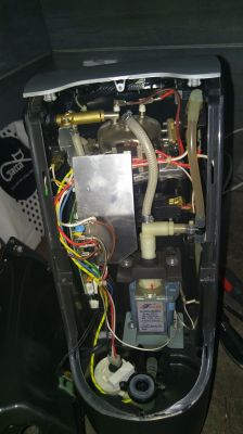 Tchibo Cafissimo typ 229575 model TCM 257434 - nie puszcza wody na głowicę
