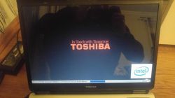 Toshiba Satellite A100 153 - Podświetlenie matrycy po 3 sekundach gaśnie. Toshiba Satellite A100 153 - Podświetlenie matrycy po 3 sekundach gaśnie.